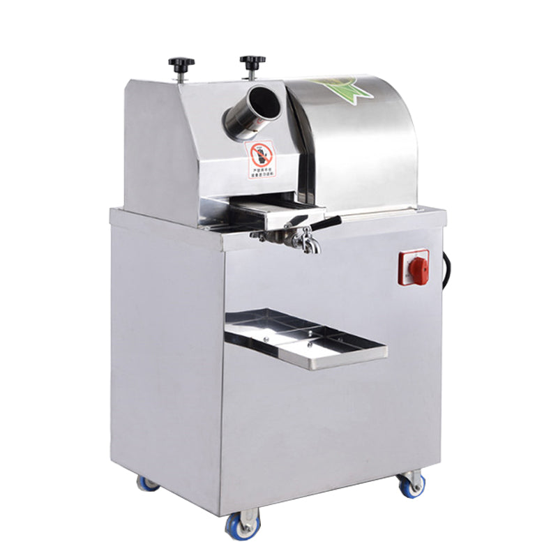 Commercial sugarcane juice extractor is convenient to carry and can be used for setting up stalls 