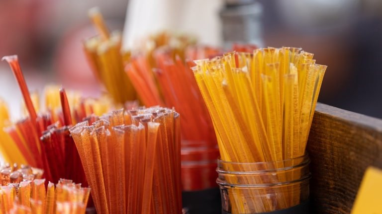 Honey stick machine, Automatic Honey Straw Filling & Sealing Machine,Maple syrups straw filling and sealing machine